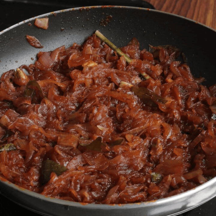 Seeni Sambol